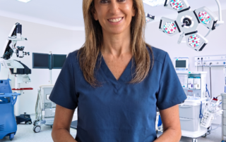 DRA. ONANDÍA EN UN QUIRÓFANO
